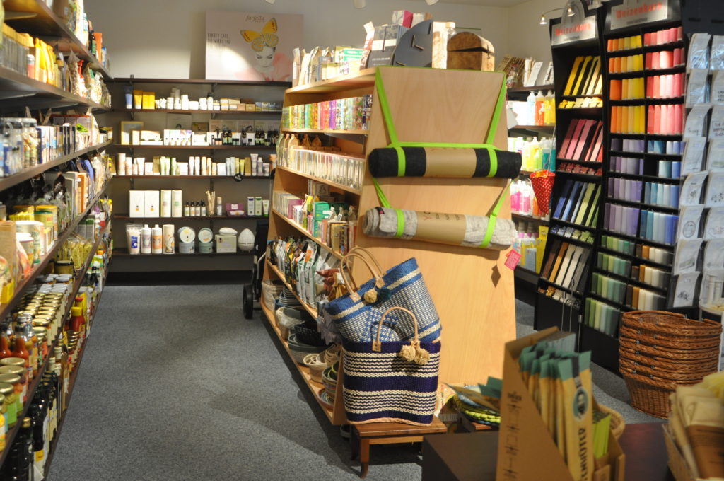 Regale im Claro Weltladen Altstätten